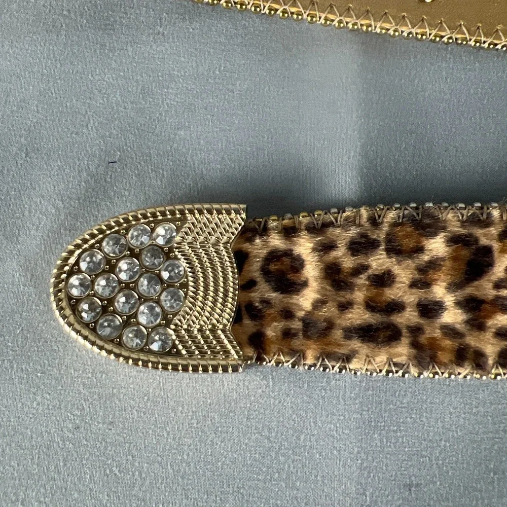 Kathy Van Zeeland Womens Belt Large Leopard Print Gold Studded Rhinestone Buckle